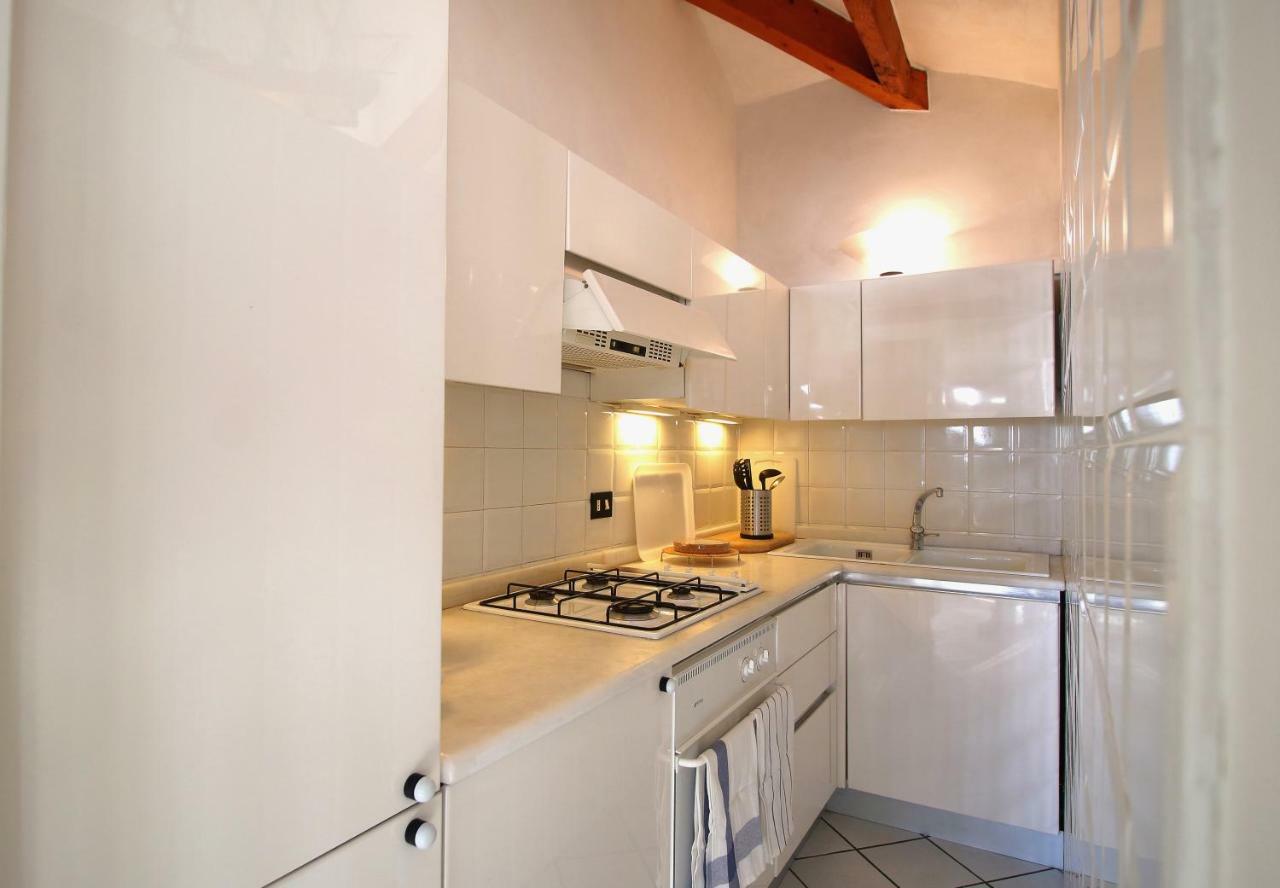 Mansarda luminosa in centro sul mare - Attic by sea Apartment Sanremo Exterior foto
