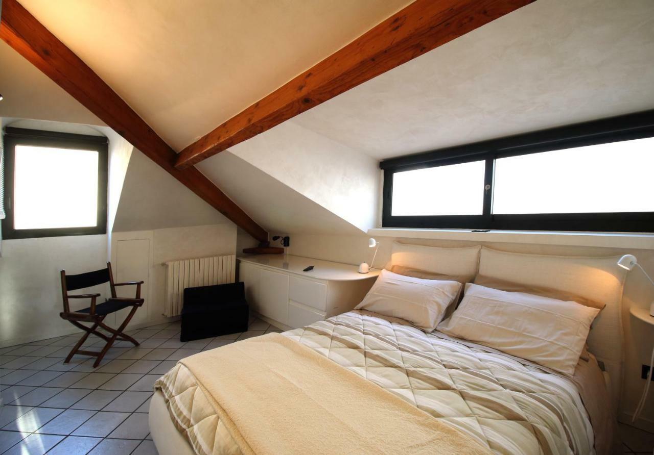 Mansarda luminosa in centro sul mare - Attic by sea Apartment Sanremo Exterior foto