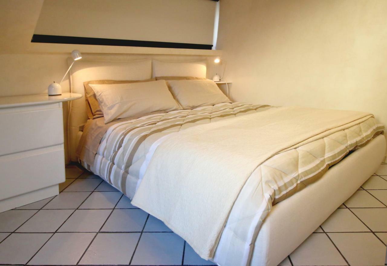 Mansarda luminosa in centro sul mare - Attic by sea Apartment Sanremo Exterior foto